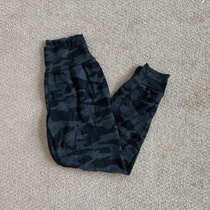 Only worn once athleta joggers. They are selling these for 89$ on the website
